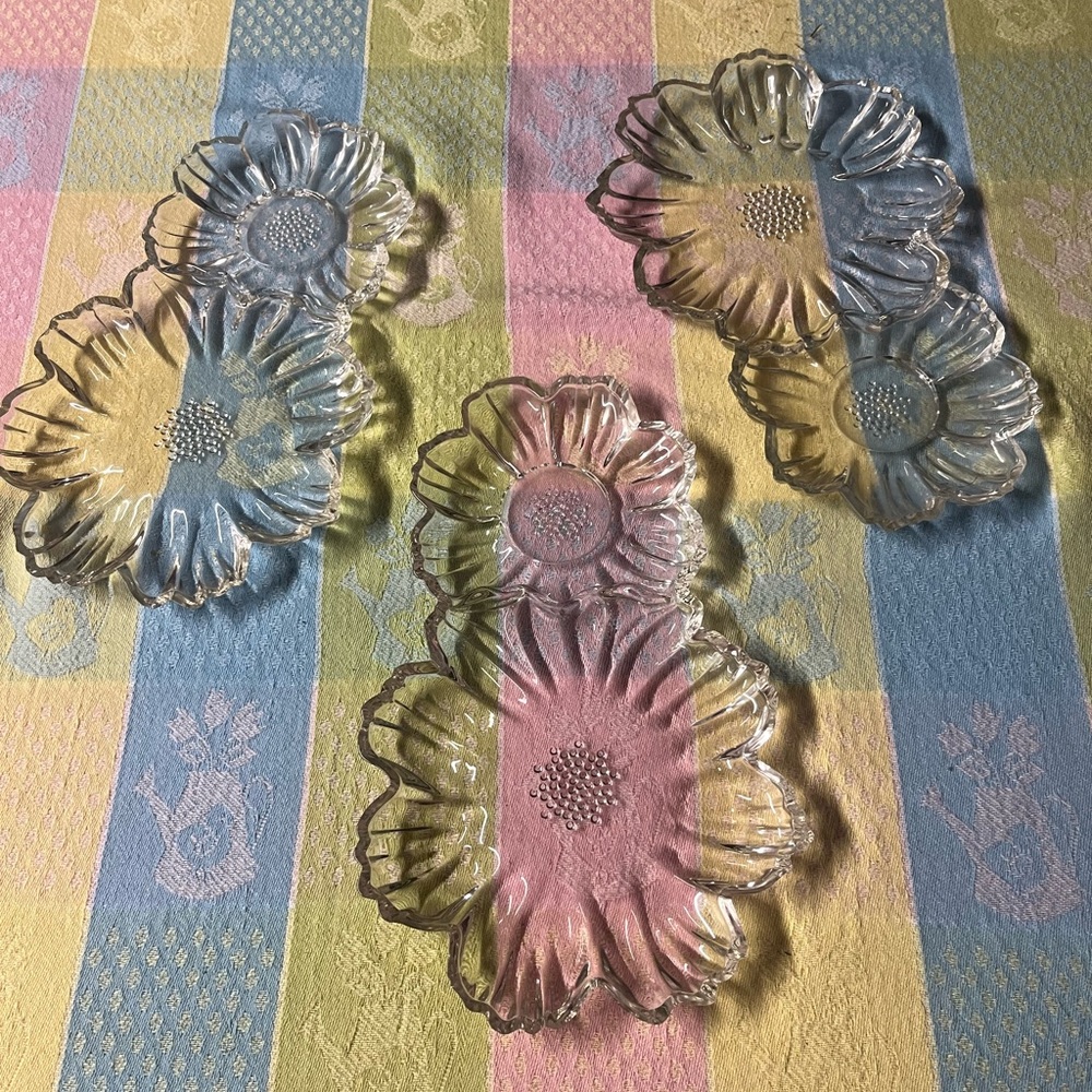 3  Hazel - Atlas Clear Glass Flower-Shaped Plates